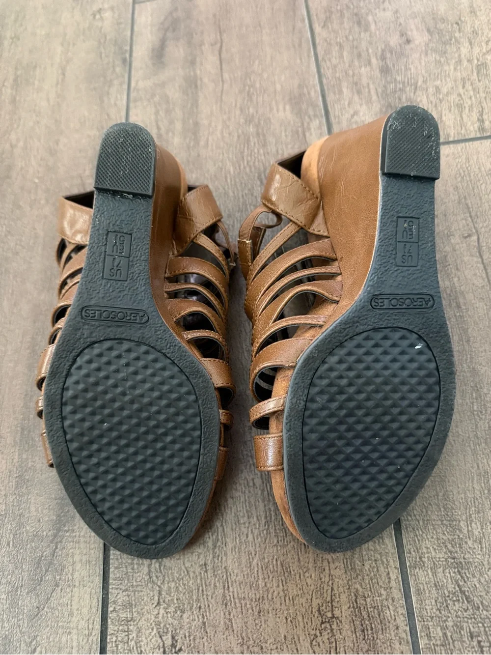 Aerosoles Women Brown Faux Vegan Leather Open Toes 4” Wedge Heel Sandals Sz 7.5M